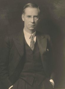 R. Mac Iver, 1922-1927